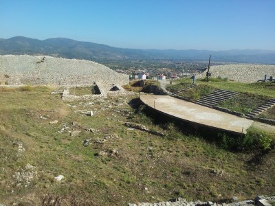 2013-09-25 09.16.19 ruine in Ohrid.jpg